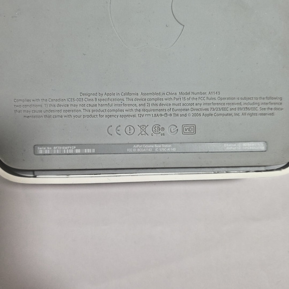 Apple AirPort Extreme Base Station 2nd Gen A1143 Wifi Router - Picture 6 of 8